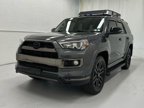 Used 2019 Toyota 4Runner Limited image 4