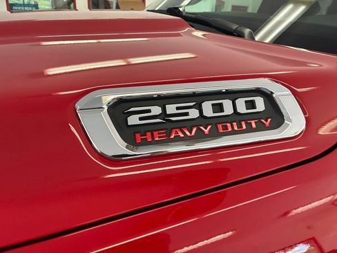 Certified 2026 RAM 2500 Big Horn AWD/4WD image 7