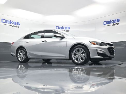 Used 2019 Chevrolet Malibu Premier image 36