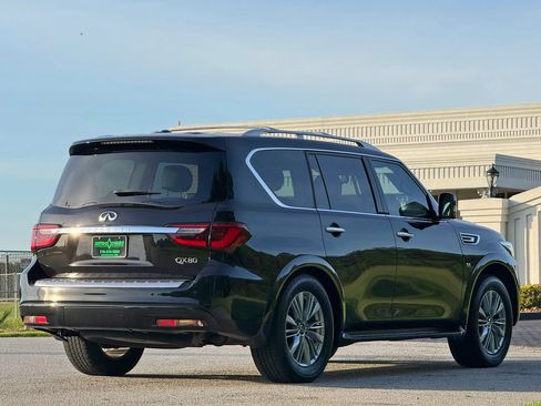 Used 2018 INFINITI QX80 2WD w/ Driver Assistance Package image 12