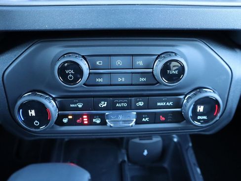 New 2025 Ford Bronco Outer Banks AWD/4WD image 7