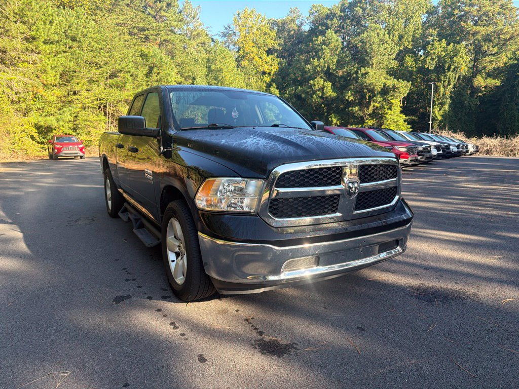 Used 2024 RAM 1500 Classic SLT AWD/4WD image 4