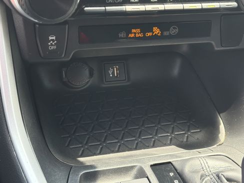 Used 2023 Toyota RAV4 LE FWD image 60