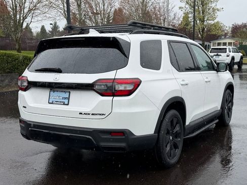 New 2026 Honda Pilot Black Edition image 8