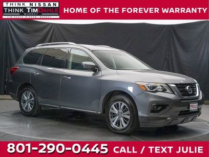 Used 2019 Nissan Pathfinder SV