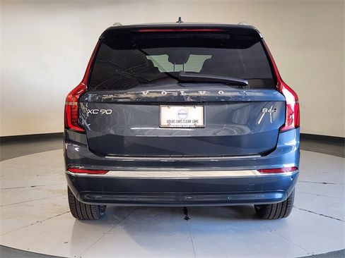 New 2026 Volvo XC90 B6 Plus w/ Protection Package Premier image 10