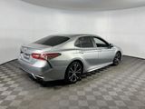 Used 2018 Toyota Camry SE image 6