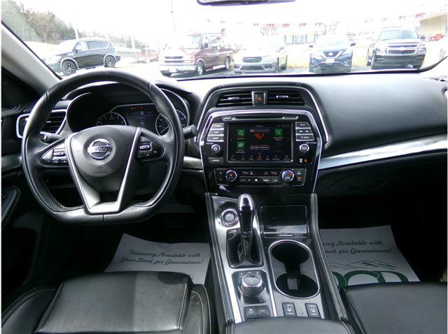 Used 2022 Nissan Maxima SV w/ Floor Mat Group FWD image 22