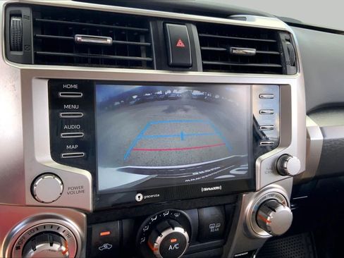 Used 2024 Toyota 4Runner SR5 AWD/4WD image 26