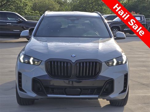 Used 2024 BMW X5 xDrive40i w/ M Sport Package image 8
