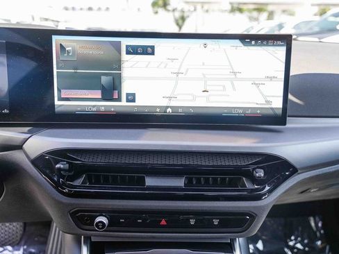 Used 2025 BMW 230i Coupe RWD image 13