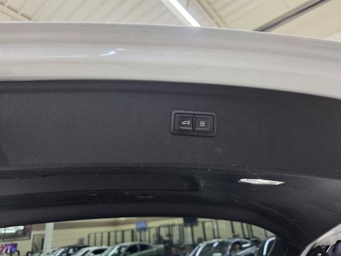 Used 2021 Audi Q5 2.0T Premium AWD/4WD image 15