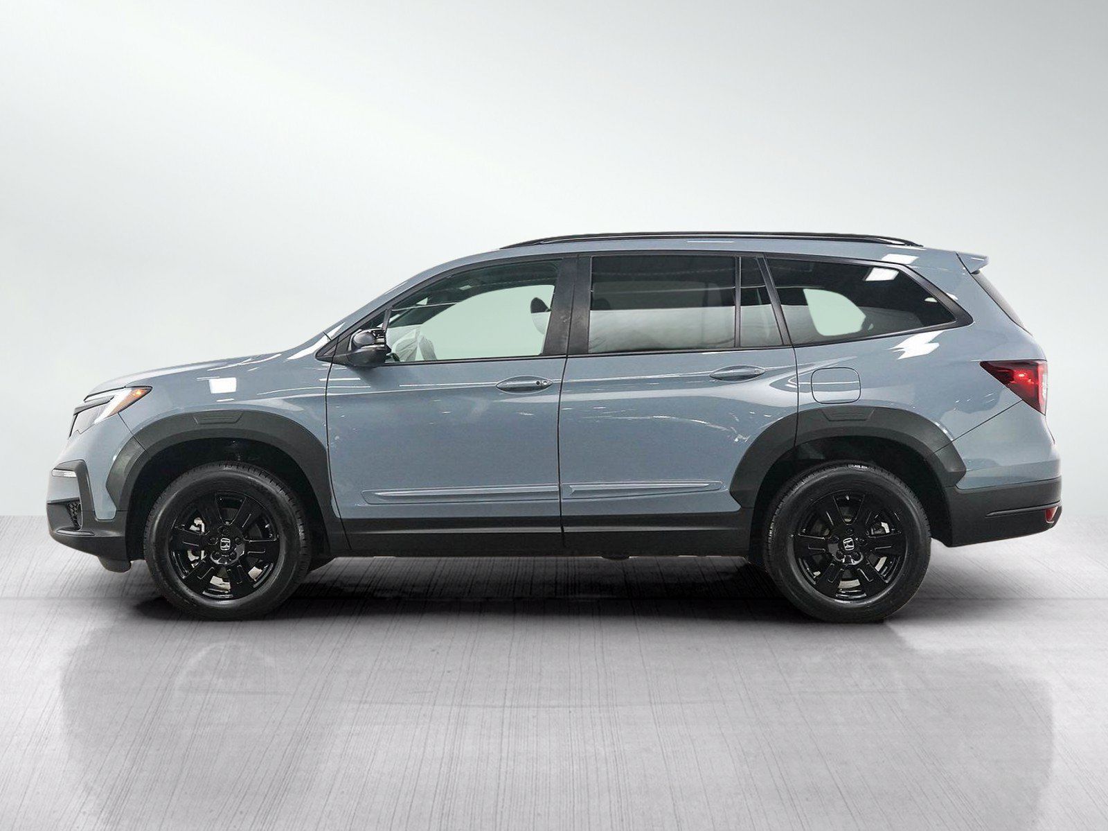 Used 2022 Honda Pilot TrailSport image 2