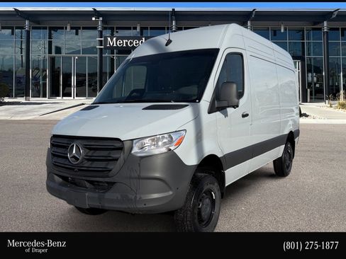 New 2025 Mercedes-Benz Sprinter 2500 image 1