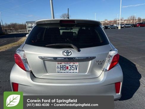 Used 2013 Toyota Yaris SE image 7