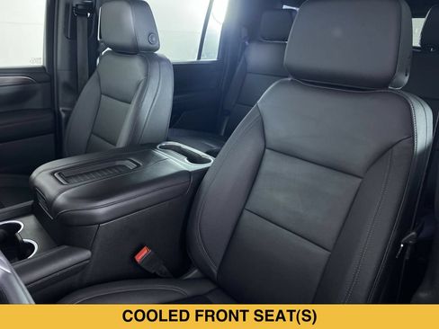 Certified 2022 Chevrolet Suburban Z71 w/ Luxury Package AWD/4WD image 10