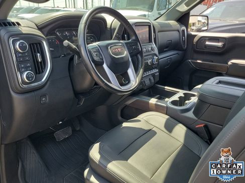 Used 2021 GMC Sierra 1500 SLT w/ SLT Convenience Package AWD/4WD image 17