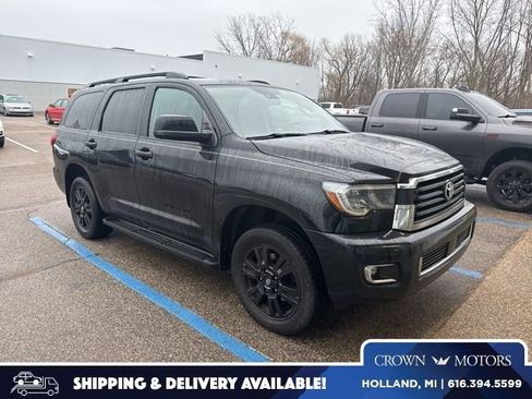 Used 2018 Toyota Sequoia TRD Sport image 1
