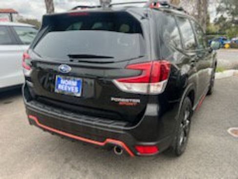 Used 2023 Subaru Forester Sport image 4