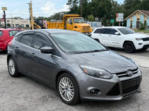 Used 2013 Ford Focus Titanium FWD image 5