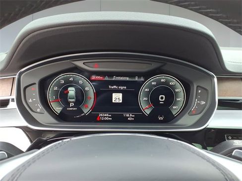 Used 2022 Audi A8 L 3.0T image 21