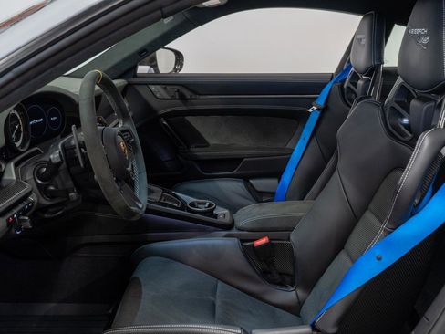 Used 2025 Porsche 911 GT3 RS image 3