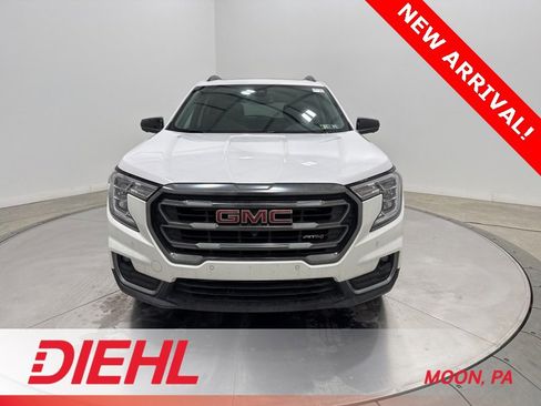 Used 2023 GMC Terrain AT4 w/ Infotainment Package II image 2