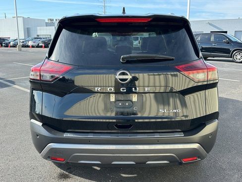 Used 2023 Nissan Rogue SL w/ SL Premium Package image 3