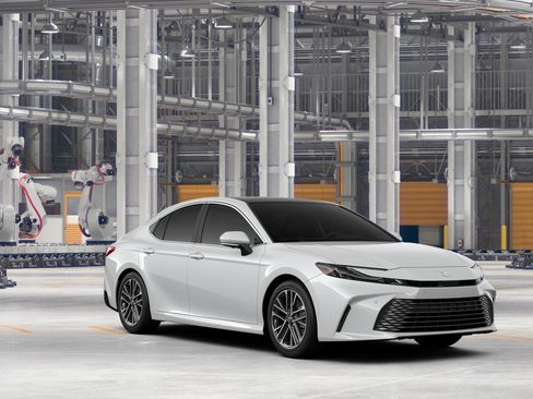 New 2026 Toyota Camry XLE AWD/4WD image 17