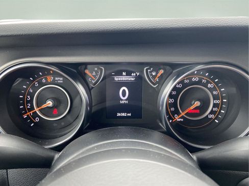 Used 2022 Jeep Gladiator Sport AWD/4WD image 9