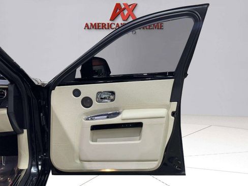 Used 2015 Rolls-Royce Ghost image 66