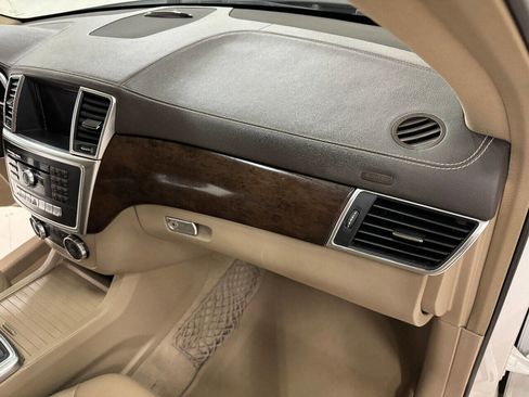 Used 2015 Mercedes-Benz GL 320 GL 350 BlueTEC AWD 4MATIC 4dr image 70