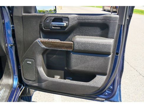 Used 2021 Chevrolet Silverado 1500 LT Trail Boss w/ Convenience Package II AWD/4WD image 15