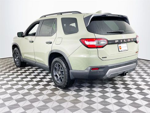 New 2026 Honda Pilot TrailSport image 4