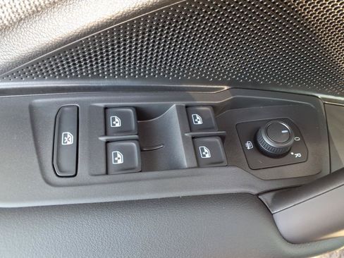 New 2026 Volkswagen Tiguan S AWD/4WD image 11