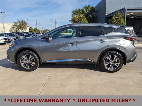Used 2023 Nissan Murano S image 9