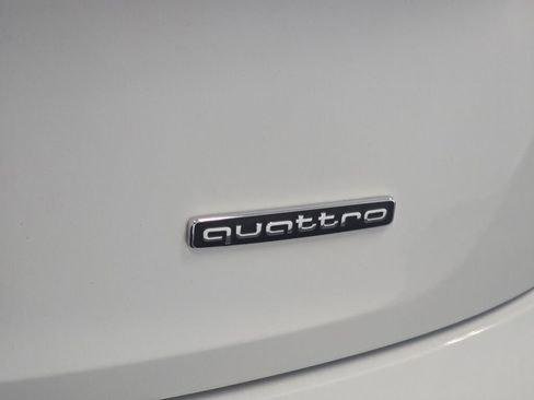 Certified 2025 Audi Q5 2.0T Premium Plus image 34