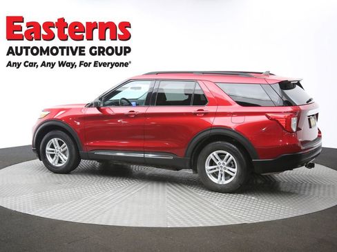 Used 2021 Ford Explorer XLT image 62
