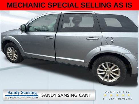 Used 2017 Dodge Journey SXT w/ Comfort/Convenience Group image 1