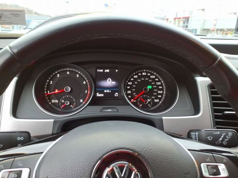 Used 2019 Volkswagen Atlas SE image 16