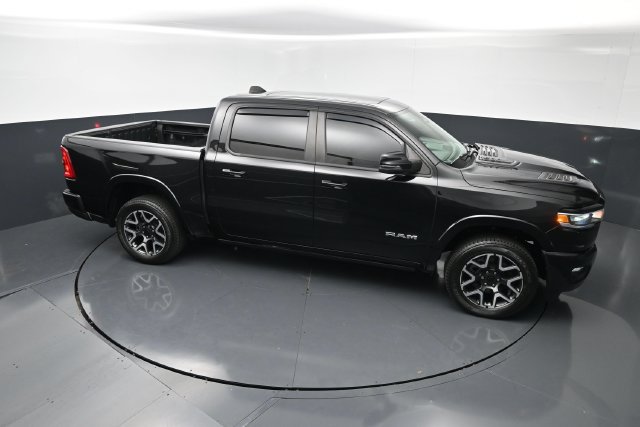 Used 2025 RAM 1500 Laramie w/ Sport Appearance Package AWD/4WD image 31