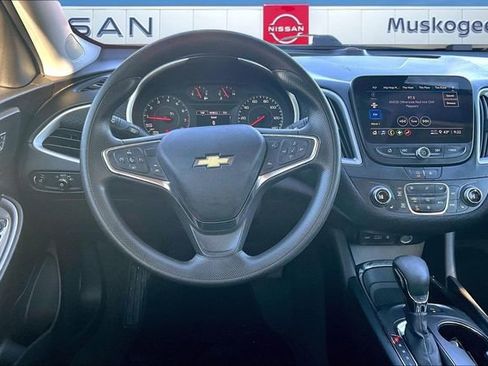 Used 2024 Chevrolet Malibu LT image 8