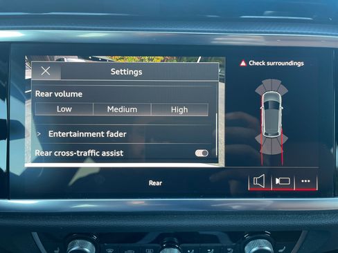 Used 2023 Audi Q3 2.0T Premium w/ Convenience Package image 77