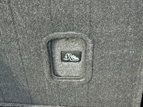 Certified 2021 Nissan Rogue SV image 19