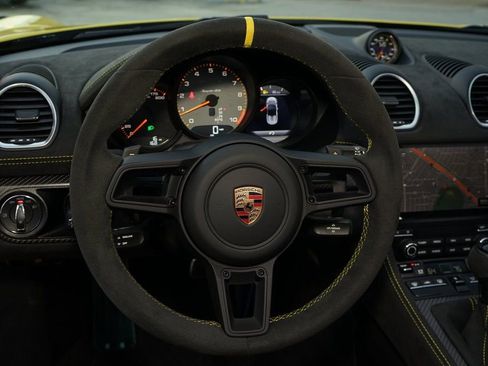 Used 2025 Porsche 718 Boxster Spyder RS image 17