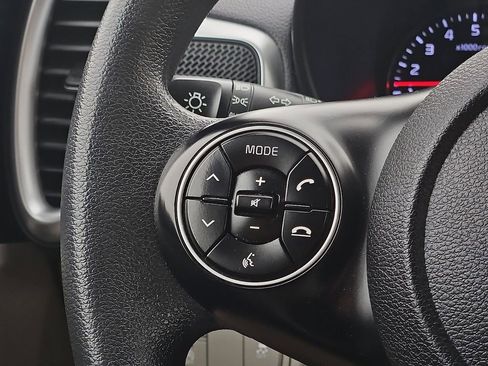 Certified 2020 Kia Soul S image 20