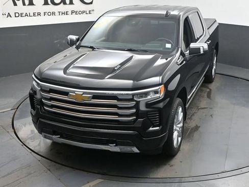Used 2022 Chevrolet Silverado 1500 High Country AWD/4WD image 45