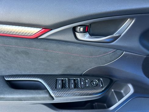 Used 2021 Honda Civic Type R image 10