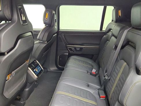 Used 2024 Rivian R1S Adventure AWD/4WD image 22