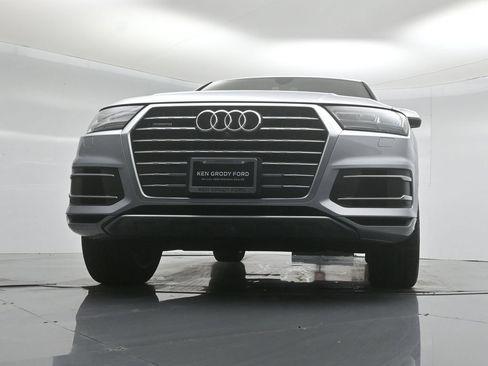 Used 2017 Audi Q7 3.0T Premium Plus w/ Premium Plus Package AWD/4WD image 49